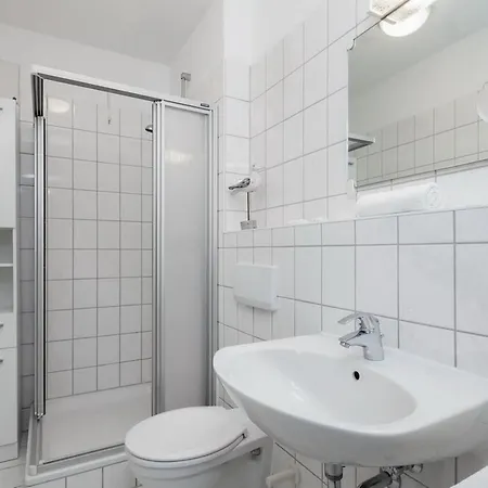 Duenenblick 48 公寓 *